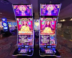 Dealer profesional mengelola meja Speed Roulette